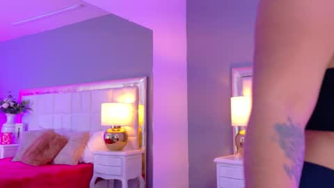 Kate Venegas online show from November 30, 2025, 6:23 pm