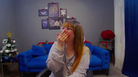 Kate online show from December 20, 2024, 7:07 pm