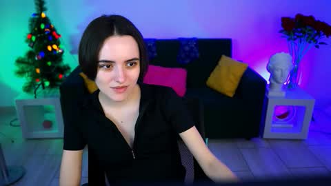 katewillows online show from January 7, 2026, 3:53 am