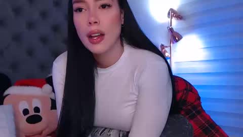 Snapshot of kathalove_1 chatting on December 31, 2024, 4:38 am Klove online show from December 31, 2024, 4:38 am