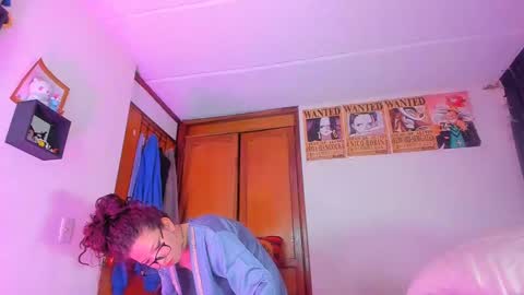 Snapshot of kathc_19 chatting on January 17, 2025, 5:00 am Katerine online show from January 17, 2025, 5:00 am