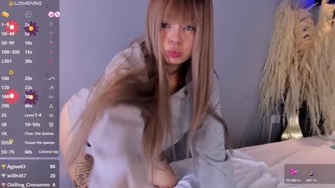 Snapshot of kathegomez_ chatting on January 6, 2025, 10:37 pm KatheGomez online show from January 6, 2025, 10:37 pm