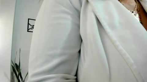 Snapshot of katherine_blair chatting on July 6, 2026, 3:14 pm katherine_blair online show from July 6, 2026, 3:14 pm
