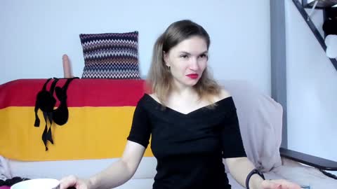 Snapshot of katherinemidnight chatting on December 5, 2024, 3:28 pm Katherine online show from December 5, 2024, 3:28 pm