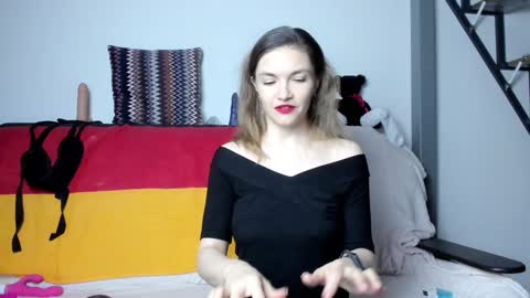 Snapshot of katherinemidnight chatting on December 12, 2024, 3:37 pm Katherine online show from December 12, 2024, 3:37 pm