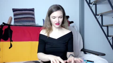 Snapshot of katherinemidnight chatting on January 16, 2025, 6:37 pm Katherine online show from January 16, 2025, 6:37 pm