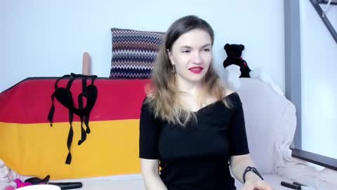 Snapshot of katherinemidnight chatting on February 27, 2025, 3:48 pm Katherine online show from February 27, 2025, 3:48 pm