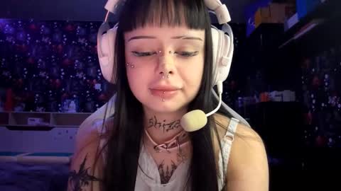 Luna online show from February 26, 2026, 3:22 pm