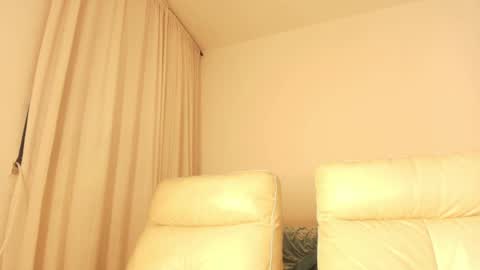 Katherine  online show from February 5, 2025, 11:50 pm