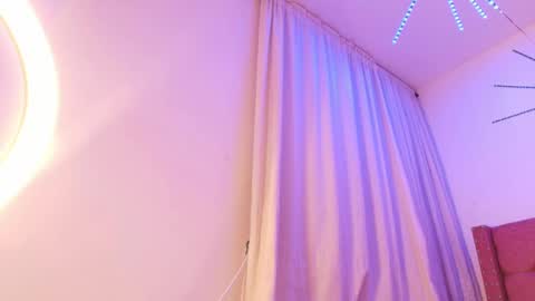 Katherine  online show from September 25, 2025, 11:30 pm