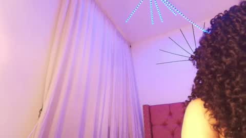 Katherine  online show from September 30, 2025, 9:20 pm