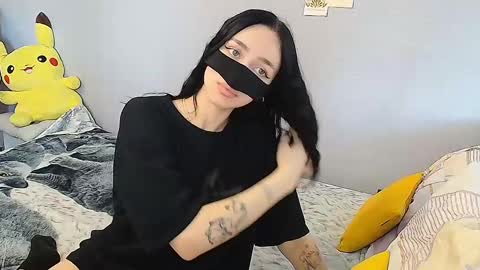 KathrineBerry online show from February 13, 2025, 4:43 am