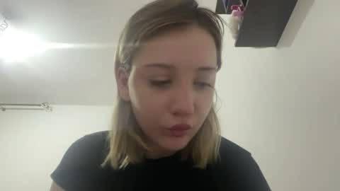 Snapshot of kathrinekiening chatting on June 7, 2026, 9:18 pm Jessie online show from June 7, 2026, 9:18 pm