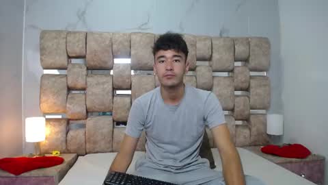 Kaht y Aiden online show from July 18, 2026, 4:22 pm