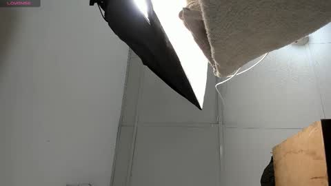 Snapshot of katia_12_ chatting on February 12, 2025, 11:30 pm katia_12_ online show from February 12, 2025, 11:30 pm