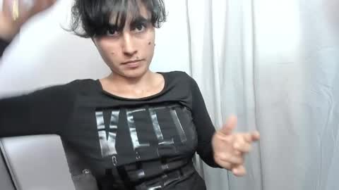 Snapshot of katia_12_ chatting on June 1, 2026, 12:12 am katia_12_ online show from June 1, 2026, 12:12 am