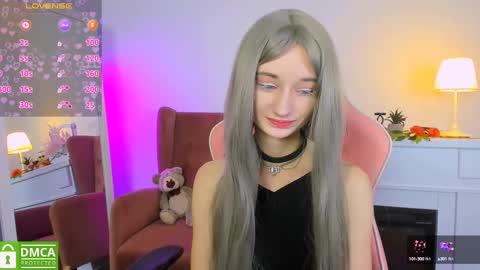 Katia  online show from February 12, 2025, 6:51 am