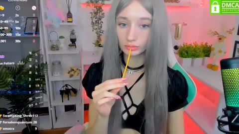 Katia  online show from February 21, 2025, 12:50 pm