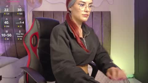 Katia online show from November 13, 2025, 2:05 pm