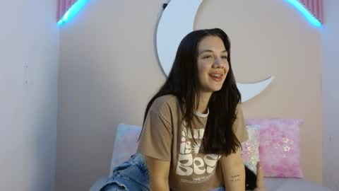 . . KATIA . . online show from April 21, 2026, 8:01 pm