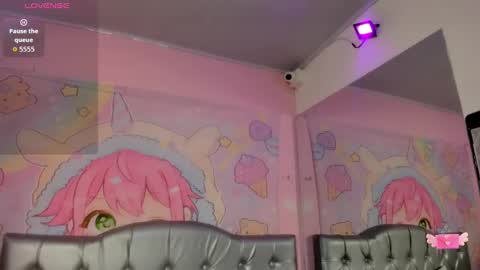 Snapshot of katia_ws chatting on October 6, 2025, 12:13 pm KATIA online show from October 6, 2025, 12:13 pm