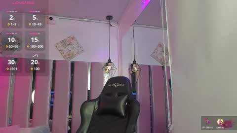 Snapshot of katia_ws chatting on October 20, 2025, 12:16 pm KATIA online show from October 20, 2025, 12:16 pm