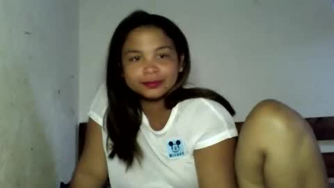 katibeauty00 online show from March 12, 2026, 7:14 am