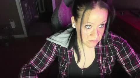 Snapshot of katie227 chatting on January 12, 2025, 3:28 am Katie online show from January 12, 2025, 3:28 am