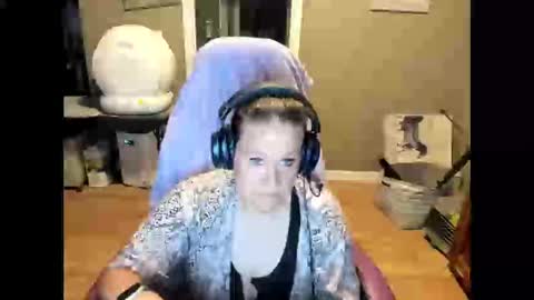 Snapshot of katie227 chatting on October 14, 2025, 2:12 am Katie online show from October 14, 2025, 2:12 am