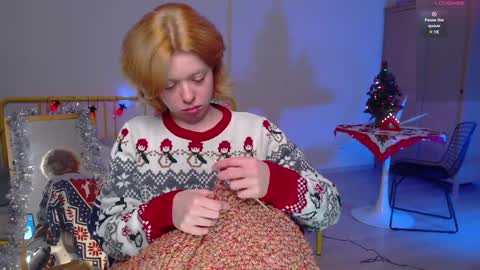 Snapshot of katie_deville chatting on December 16, 2024, 10:45 pm Katie Deville online show from December 16, 2024, 10:45 pm