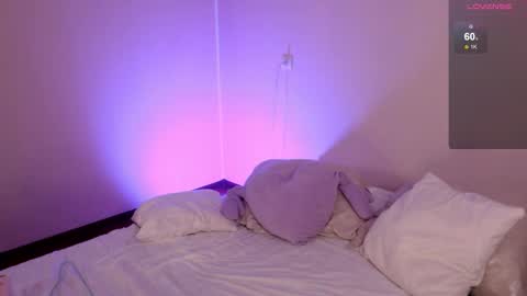 Snapshot of katie_deville chatting on September 23, 2025, 1:08 am Katie Deville online show from September 23, 2025, 1:08 am