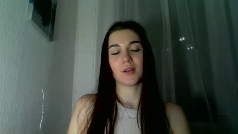 katie_foxi online show from January 14, 2026, 4:56 pm