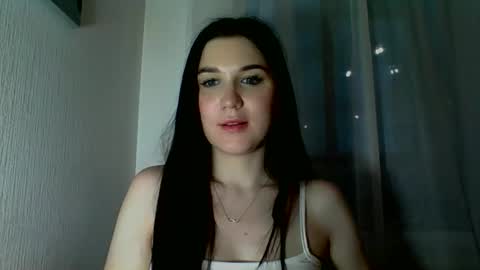 Snapshot of katie_foxi chatting on May 24, 2026, 7:19 pm katie_foxi online show from May 24, 2026, 7:19 pm