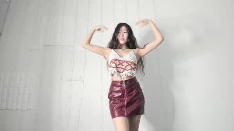 Snapshot of katie_ness chatting on December 4, 2024, 10:02 am Kate online show from December 4, 2024, 10:02 am