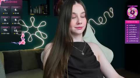 Katie online show from November 7, 2025, 11:27 pm