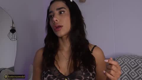 Katie online show from September 23, 2025, 11:02 am