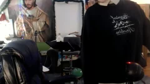 Snapshot of katiecutie_5 chatting on January 15, 2025, 5:08 am Katie online show from January 15, 2025, 5:08 am