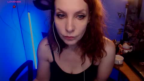 Snapshot of katiejohanson chatting on December 18, 2025, 2:39 am Katie online show from December 18, 2025, 2:39 am