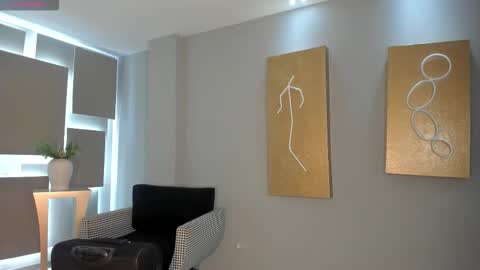 Kate Stonne online show from March 13, 2026, 11:17 am