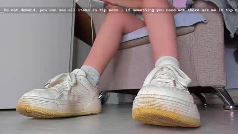 Miss Katie online show from September 15, 2025, 2:50 pm