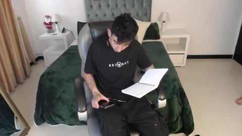 Katnia and Marcuz online show from December 22, 2024, 7:42 pm