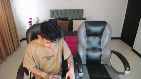 Katnia and Marcuz online show from January 3, 2025, 4:48 pm