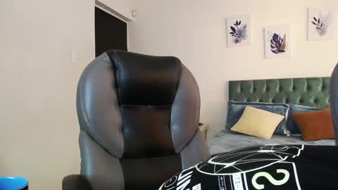 Katnia and Marcuz online show from January 28, 2025, 4:52 pm