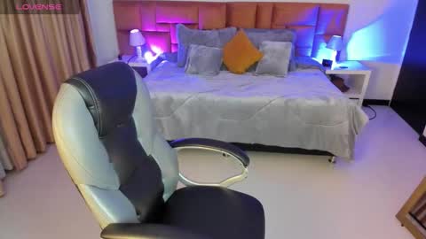 Katnia and Marcuz online show from September 10, 2025, 11:32 am