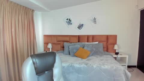 Katnia and Marcuz online show from September 17, 2025, 11:34 am