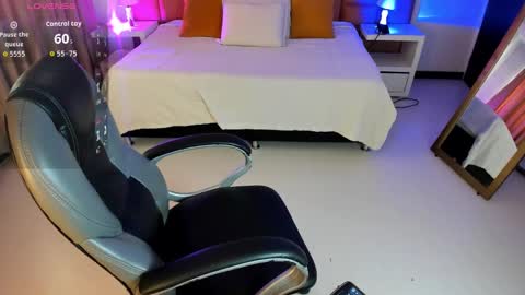 Katnia and Marcuz online show from October 4, 2025, 12:03 pm