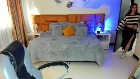 Katnia and Marcuz online show from October 10, 2025, 11:53 am