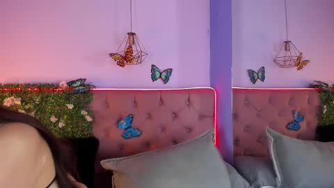 Snapshot of katniss_lovee_ chatting on March 11, 2025, 11:44 am .... Katniss .... online show from March 11, 2025, 11:44 am