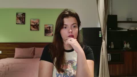 Snapshot of katnotcat chatting on August 4, 2026, 5:37 pm katnotcat online show from August 4, 2026, 5:37 pm