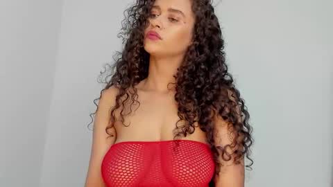 Snapshot of katrhin_66 chatting on December 7, 2024, 4:53 am Kathrin online show from December 7, 2024, 4:53 am